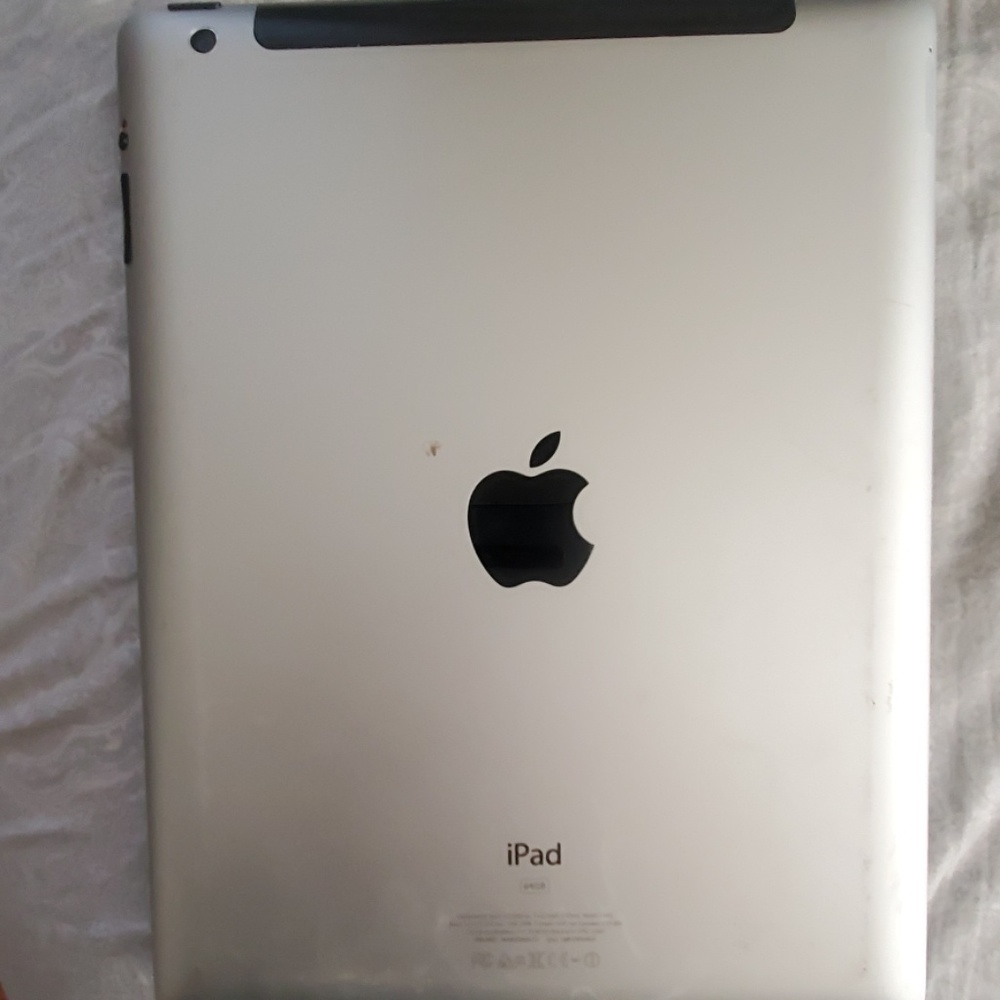 📱 Two iPads - Picture 3 of 3